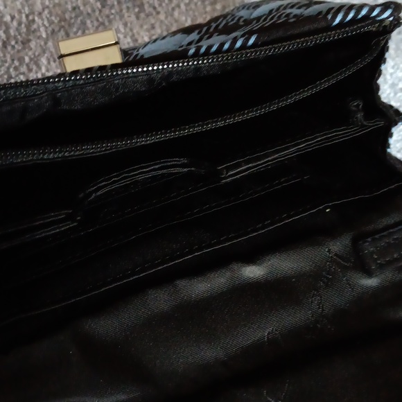 Vera Bradley Cornflower Blue Black Wallet - Picture 8 of 14